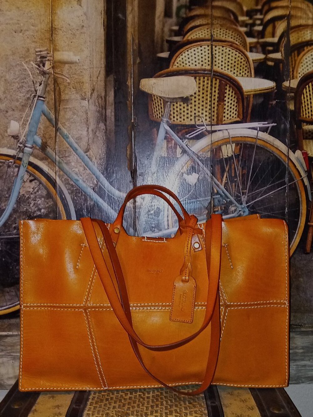 Old Trend Modern Vintage Rosa Tan Leather Carryall Tote